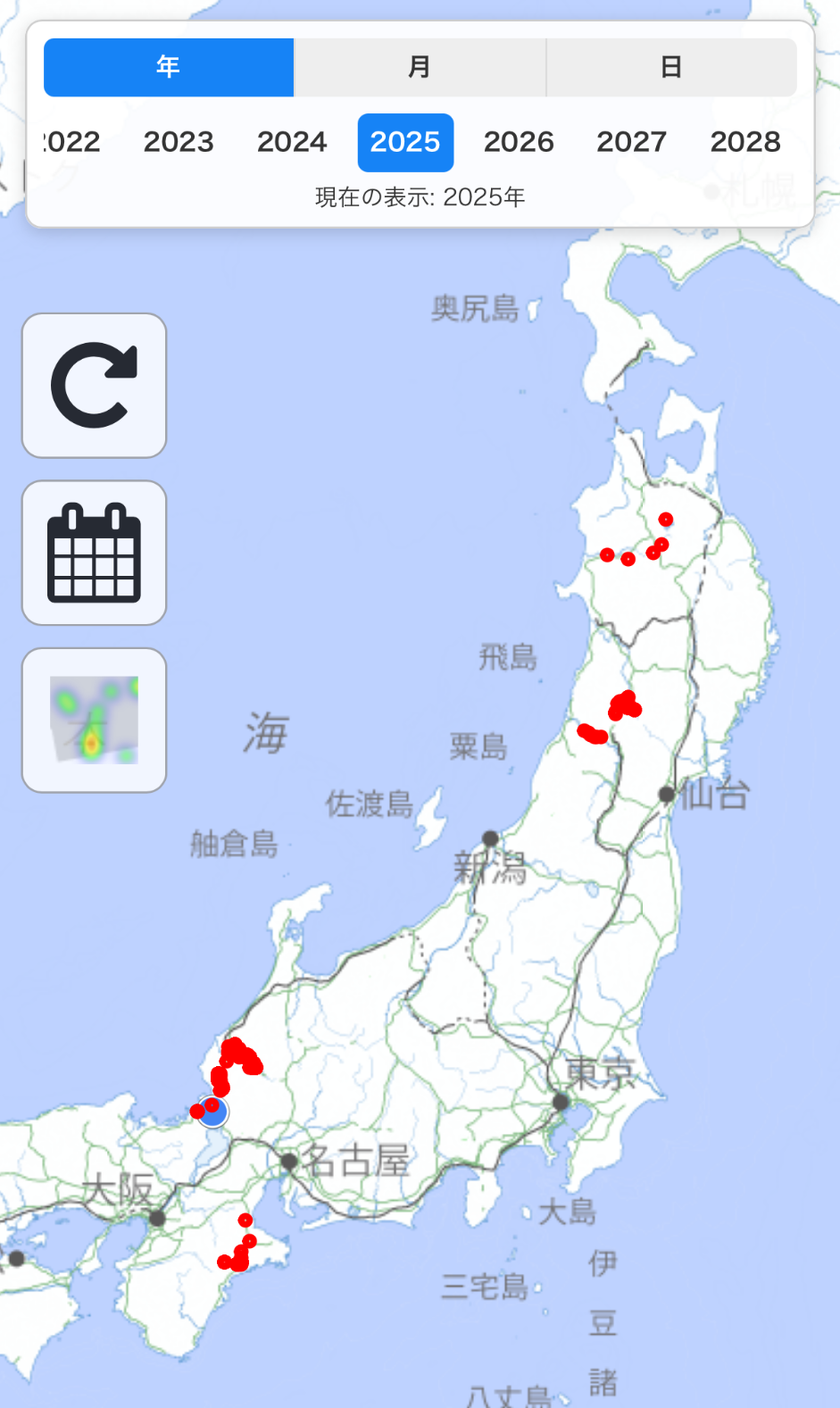 配信元が公開した年単位の釣行ログ画面例。赤い点は記録した釣行地点で、釣果数や魚の分布を示す点ではありません。